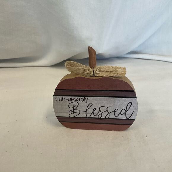 The Hearthside Collection - Autumn Blessings Chunky Pumpkin - Picture 2 of 4